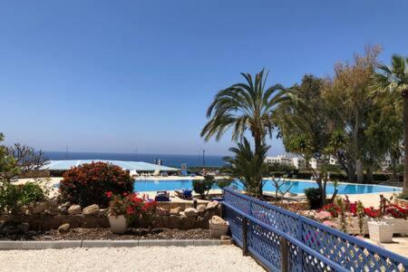 Kings Palace - Superb 2 Bed Ground Floor Apartment Pafos Exterior foto